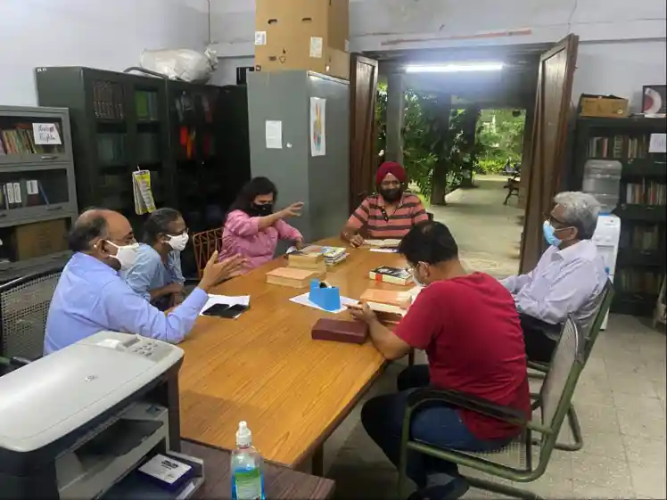 Seen in the picture are Kuldip Gupta, Usha Gupta, Lata Tokhi, Anil Saxena and Prasad Siwal